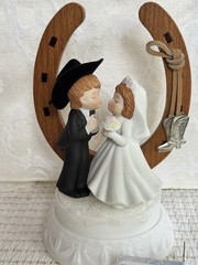 Western Wedding Cake Topper Groom In Cowboy Hat Bride w Lucky Horseshoe