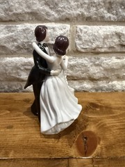 Vintage Porcelain Bride and Groom Cake Topper Figurine Made In Korea wedding