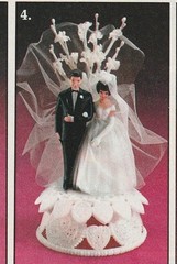 New Vintage Wilton Petite «Dainty Charm» , black tux Wedding CakeTop, 104-32310