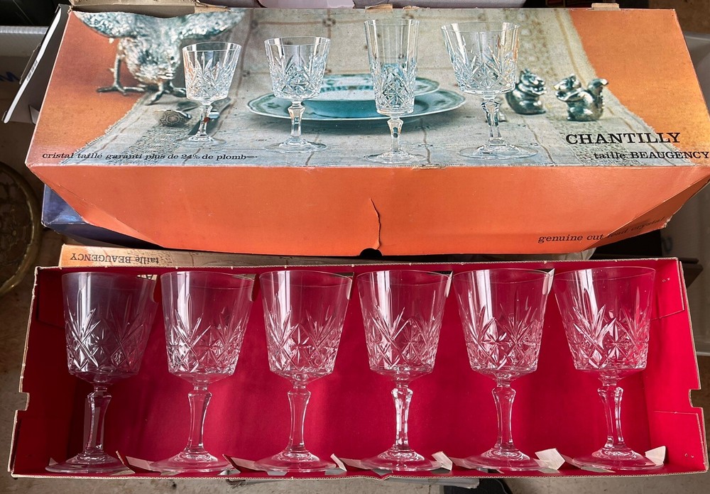 French Crystal «Chantilly» Taille Beaugency – set of 6 – 11 1/2 Oz