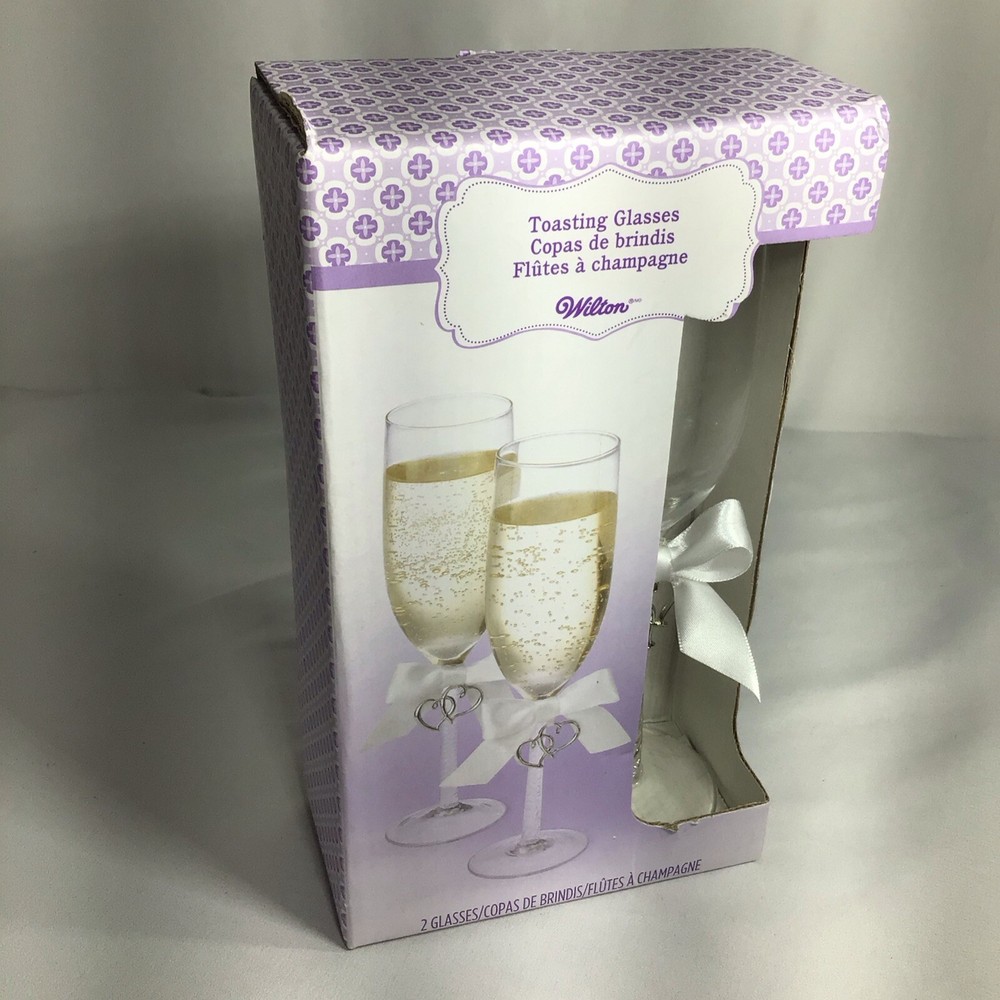 Wilton Toasting Glasses Silver Tone Hearts Flute Style 6 Ounces