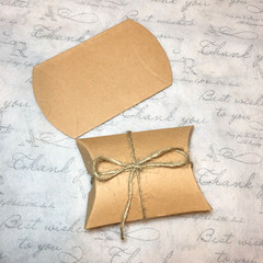 50 Kraft Pillow Box / Small Brown Kraft Pillow Box W Jute Twine Bx-242