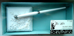 Studio His & Hers White Pearl Pen Ideal For Weddings