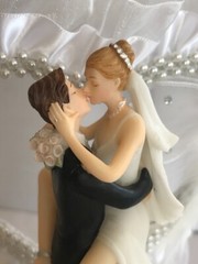Western Honeymoon Night, Rhinestone and Pearl Heart, White and Gold Cake Top