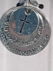 In Loving Memory Stacked Disc Design Keychain Religious NEW