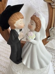 Western Wedding Cake Topper Groom In Cowboy Hat Bride w Lucky Horseshoe