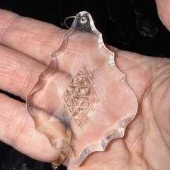 HUGE LOT ACRYLIC HANGING CRYSTALS ORNAMENTS WITH TEARDOP PRISMS & HOOKS
