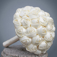 Cheap Marfim Ivory Silk Bridal Bouquet Flower Girl/Bridesmaid/Bride Satin Holdin