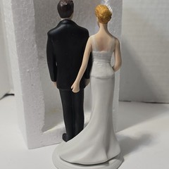 wedding cake topper Weddingstar The Love Pinch Funny Porcelain Figurine