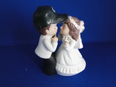 New Green Bay Packers Kissing Bride & Groom Wedding Cake Top figurine with cap