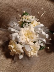 NEW 5″ Artificial Ivory Rose Wrist Corsage & Matching Bout, Pearls, Silver Bow