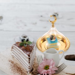 1 Set Zinc Alloy Cake Plate Snack Holder Cake Storage Plate with Acrylic Cover