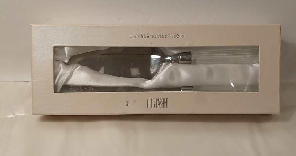 Cake Knife and Server Set Oleg Cassini 151290D LUCK New Vintage Box Wear
