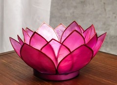 Ebros Seashells Lotus Flower Votive Tea Light Candle Holder 4.25″D (Coral Pink)
