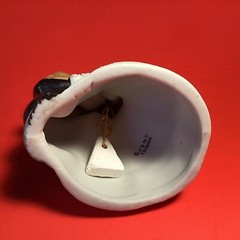 BRIDE & GROOM PORCELAIN BELL BISQUE JEFFREY SNYDER NEW YORK 4″ HAND DECORATED