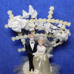 Vintage 1980 Coast Novelty Made in New Zealand Wedding Cake Topper with Trellis