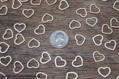 100 qty 5/8″ Blank Hollow Heart Light Wood Hearts Table Confetti Wooden Shape