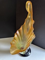 Rare Beautiful Pearl Illusion Centerpiece Table Vase Large 17” Tall Dark Base