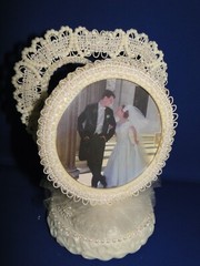 New Elegant Wedding ivory Picture Frame Caketop with decored heart Backing #138
