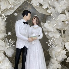 Vintage Wilton MOONLIT SNOW Wedding Cake Top, Black Suit # 114-201