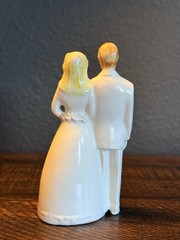 Beautiful Vintage Ceramic Wedding Cake Topper Figurine