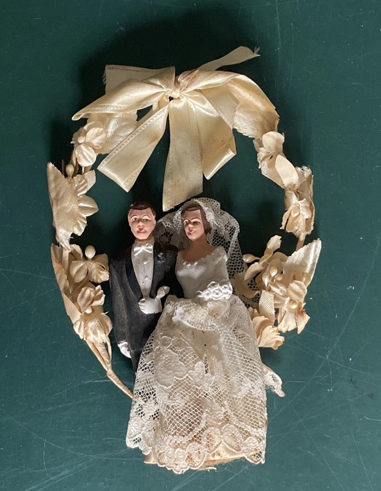 Vtg 1963 Wedding Cake Topper Bride Groom Ceramic Chalk Ware Lace MCM Chalkware