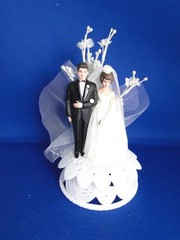New Vintage Wilton Petite «Dainty Charm» , black tux Wedding CakeTop, 104-32310