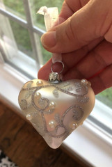 Wedding/Bridal/Anniversary Silver Scroll Faux Pearl Heart Ornaments – 7