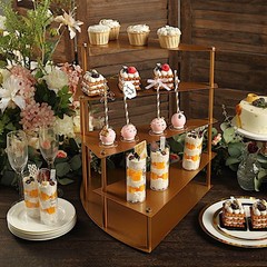 GOLD 17″ Metal 4 Tier Spiral Stairway Cupcake DESSERT STAND Party Decorations