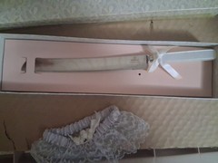 VTG HALLMARK PLUME PEN W/ QUILL HOLDER WEDDING CAKE KNIFE & GARTER READ DESCRIPT