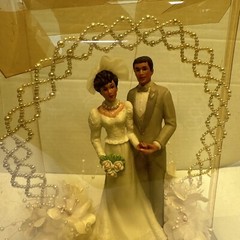 Vtg Wilton Designer Series Heavenly Wedding Cake Topper – Grey Coat #0118-00603