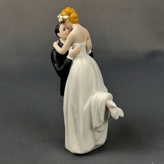 Weddingstar Romance Bridal Couple 9013 Cake Topper White Couple 5.75″ Tall
