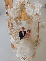 Vintage 1950s Wedding Cake Topper Bride Groom Bell Flower Arch