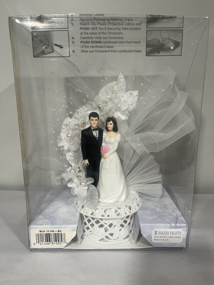 Vintage Bakery Crafts Wedding Cake Topper Traditions Bride Groom NIB USA 171W