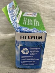 Fujifilm QuickSnap Waterproof Disposable Camera 35mm 27 Exposures New — 8719