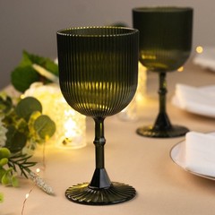 12 HUNTER GREEN Plastic Wine Glasses Vintage Ribbed Pattern Events Decorations