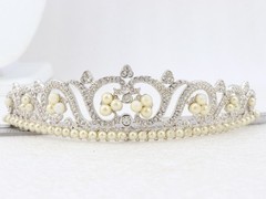 Used-v.g. SWAN SWAROVSKI PRINCESS PEARLS TIARA 1503308 – Wedding – Bridal – Prom