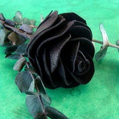 D’AGOSTINO HANDCRAFTED PURPLE LEATHER ROSES BUY 1, 3, 6, 12. ALSO RED OR BLACK.