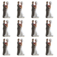 Mega Favors – Keepsake Wedding Couple Facing Each Other Poly Resin, 12PCS