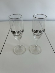 Bride And Groom Clear Glass Champagne Flutes 8″ 3D Pewter