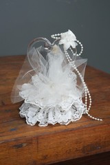 Vintage Bride Groom Wedding Cake Topper Sugar Sculpture Stand Lace Art Deco