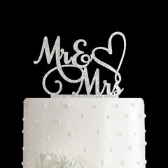 Mr and Mrs Cake Topper Decoration For Bride and Groom Sign Wedding/Engagement…