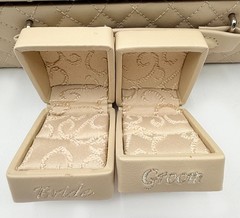 Wolf Designs Wedding Bridal Briefcase: Guestbook, Ring Cases, Pen, more – read