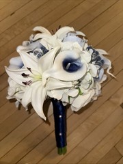 Lot Of 3 Sink Floral Bouquets Bride Groom Maid Of Honor Flower Girl Blue & White
