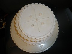Wilton Circles of Strength 7 tier Cake Separator Plates Scalloped 4 Different Sz