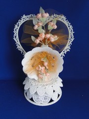 New Vintage Wilton «Flowering Bell» wedding Cake Top with Peach , 103-2158, 1983