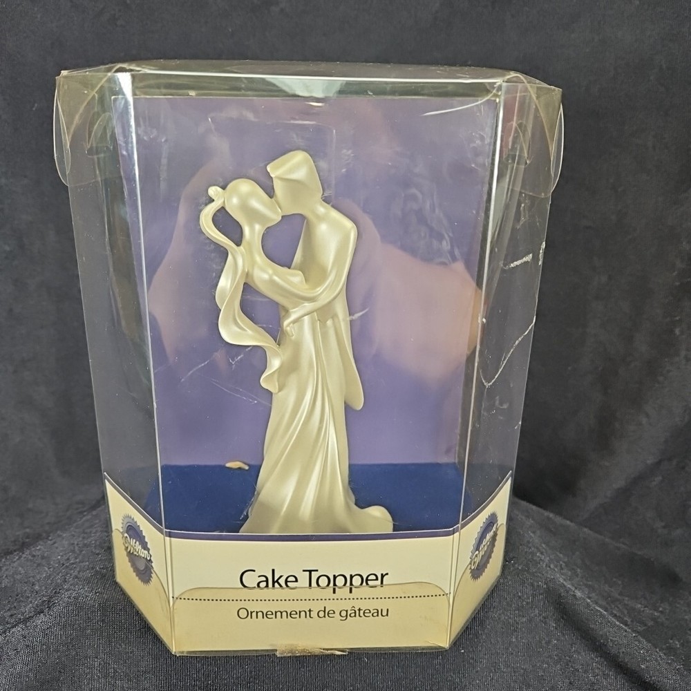 Wilton Wedding Cake Topper Bride Groom The First Kiss 202-258 2007 Contemporary