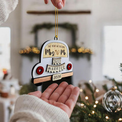 Wedding Gifts for Couple – Mr and Mrs Gift 2026 – Just Married Ornament – Bridal