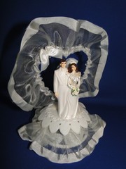 New Vintage Wilton Petite Ribbon Delight Wedding CakeTop, white tux, 104-933