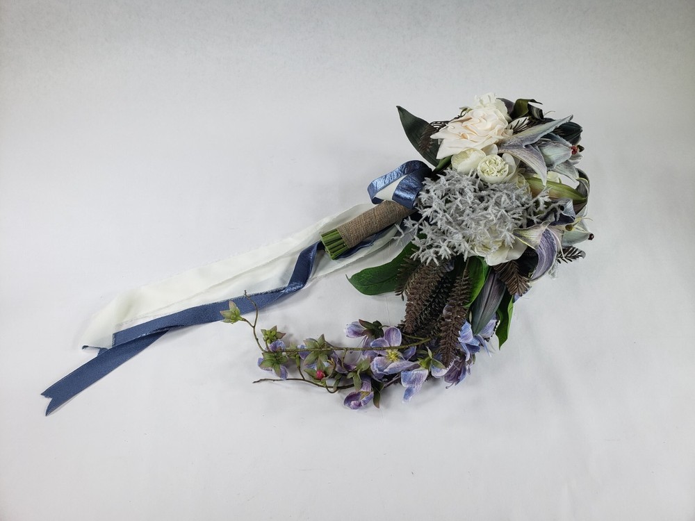 Bridal Bouquet 12 Inch Cascading Wedding Bouquet, Blue – WITH DEFECTS